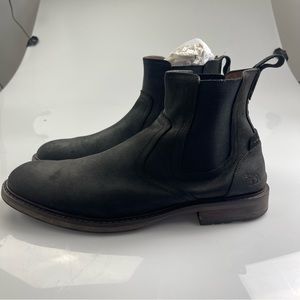 Rodd & Gunn men’s boots size 43